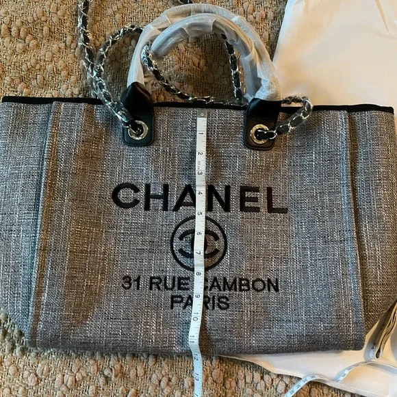 DH Gate Tote Bag - Picture 6 of 7